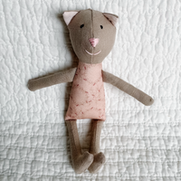 8" Clay XOXO Cat in Pink