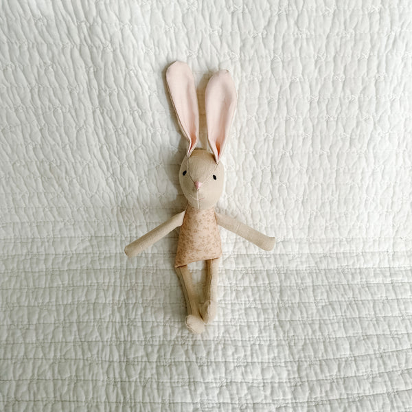 8" Sand Rose Patch Rabbit in Neutral