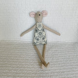 18" Sand Wildflower Mouse in Blue