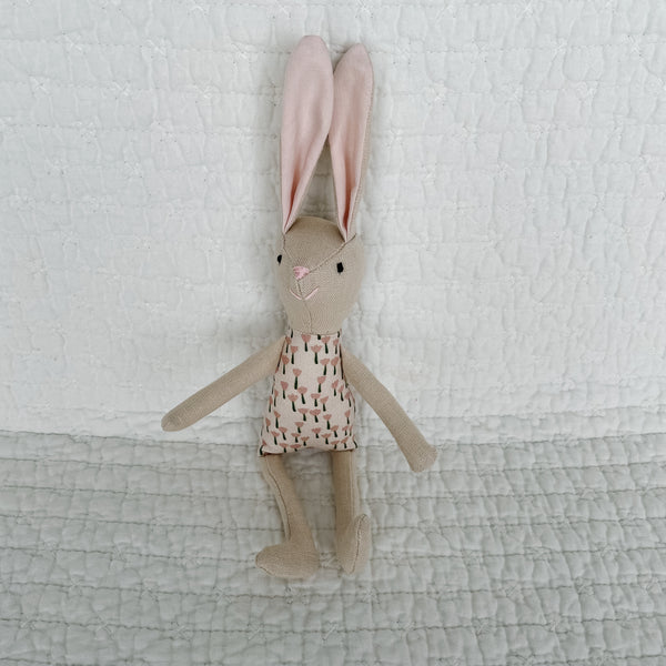 8" Sand pink tulip Bunny