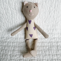 8" Tan Heart Cat in Purple