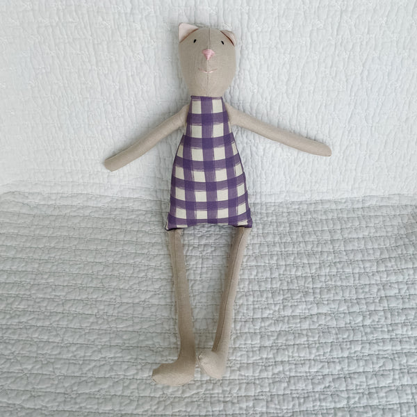 18" Sand Gingham Cat in Purple