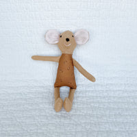 8" Honey Rose Bud Mouse in Toast