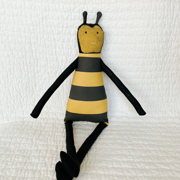 18" Bee with no lashes