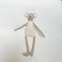 18" Tan Dill Mouse in Cream